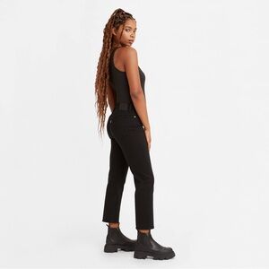 Levi’s Wedgie Straight Ankle Jeans